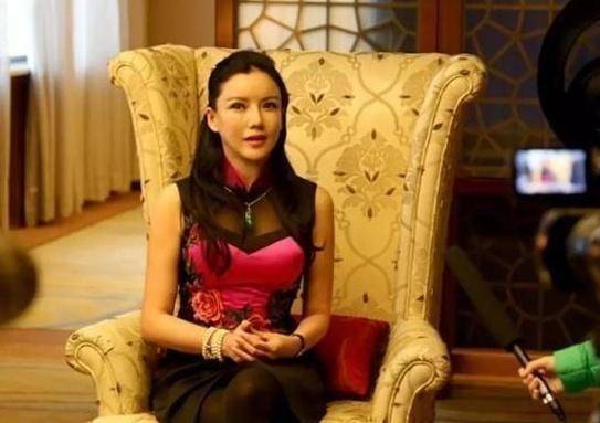 女老总方总_女老总办公室图片(3)