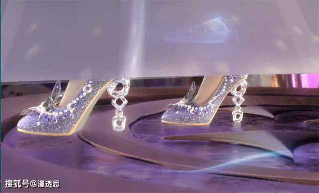 叶罗丽:舒言回答正确,全新的水晶鞋出现,对比之下更胜冰公主