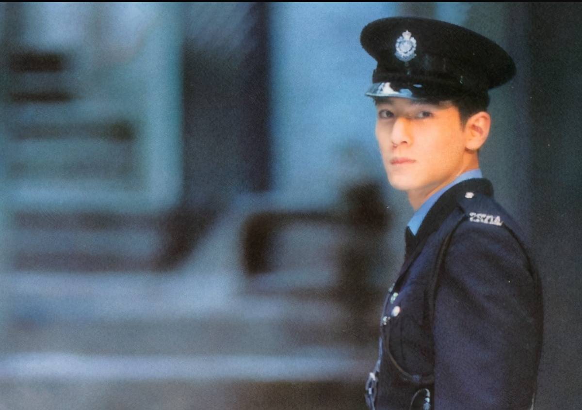 9,吴彦祖 sam fai