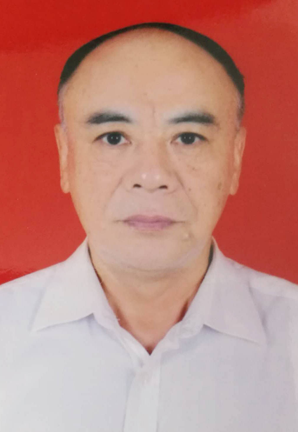 张恢和,北京华夏兰亭书画院客座教授,院士,国家一级书法师