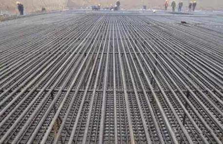 一栋33层住宅从基坑开挖到竣工的整个流程