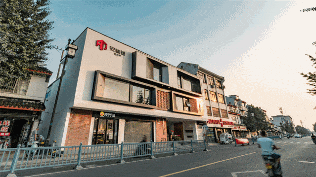 2021文化产业gdp占比_三大产业占gdp比重图