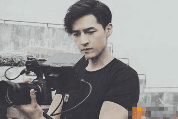 众明星评价胡歌合集 c7831e3d7d764b52af7d517cb78bdafc.png