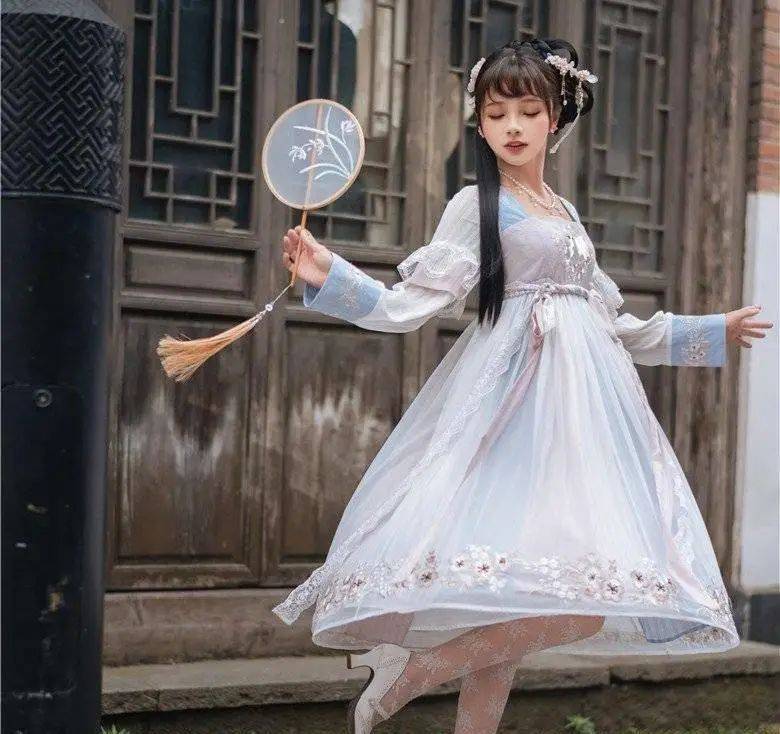原创lolita只能是洋装穿上国风lolita去故宫秋游吧成为万千汉服中独有