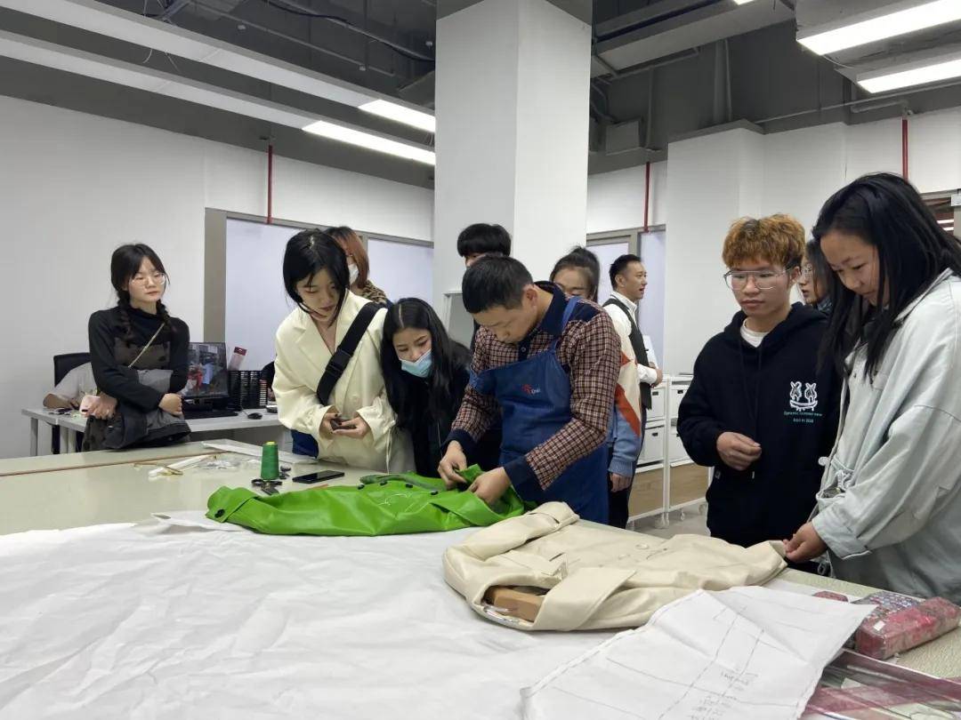 东纺动态丨校企CQ9电子 CQ9传奇电子深入对接探索设计人才培育新思路(图3)