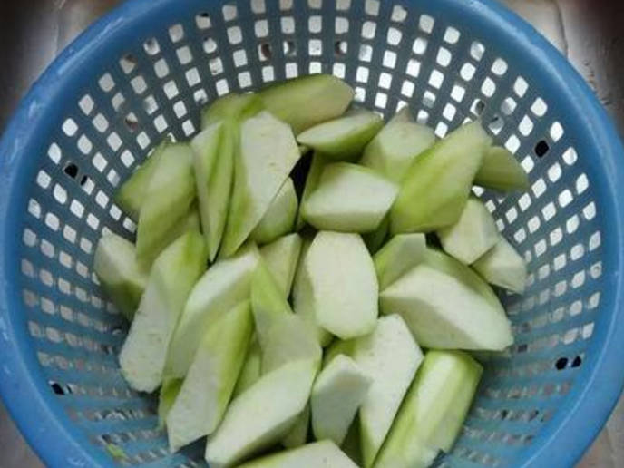 丝瓜配什么菜最有营养 9d4e3b895b73420297ad83faa60a56d5.jpeg