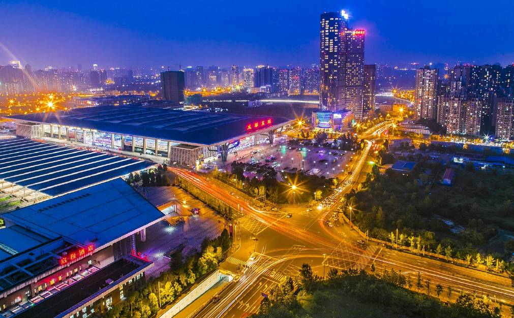 又是成都！连续12年登“中国最具幸福感城市”榜首，究竟好在哪？