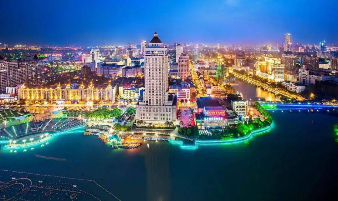 2020年杭州GDP超武汉_2020武汉加油手抄报(3)