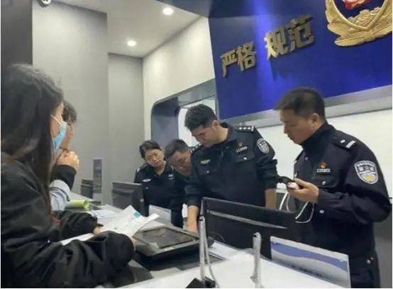 明星带货“翻车”愈演愈烈，商家花12万坑位费，