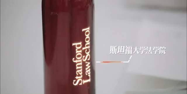 《心动offer》周深盲目夸赞显稚嫩，何炅一针见血