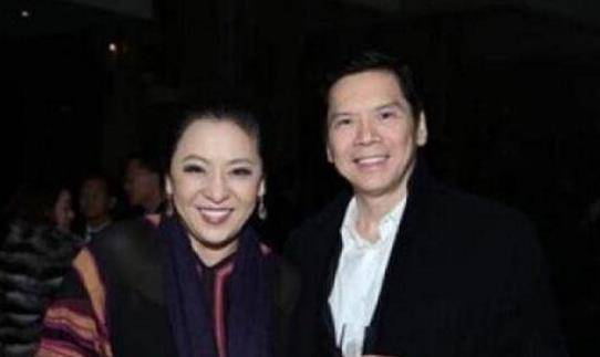 原创向华强在北京被扇耳光，香港黑社会老大向华强，被小混混打