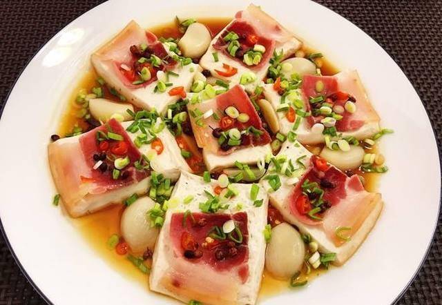 火腿图片摆盘 00abe97e63e04ed1a3717af4bf24723f.jpeg