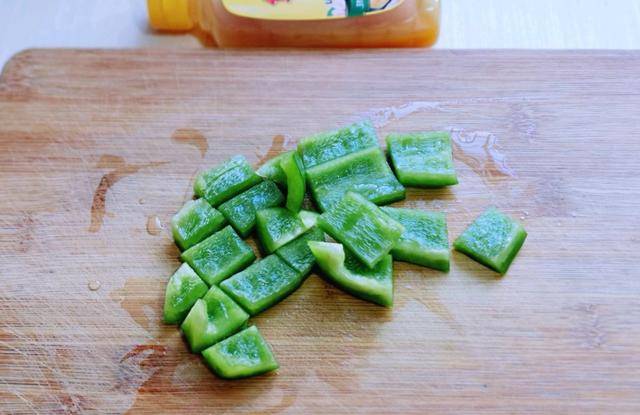 吃什么东西不长胖还解馋 77efee19f23c4710accc897349cf3271.jpeg