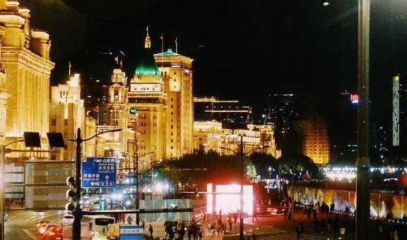外滩三号餐厅人均消费_上海外滩图片(2)