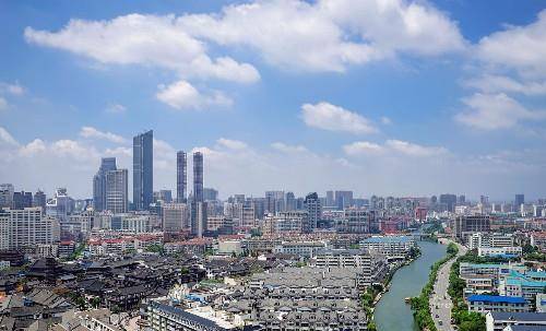 一个省三个万亿gdp城市_万亿gdp城市地图(2)