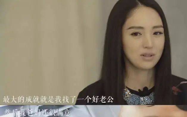 高云翔4岁女儿也开始代言？扎丸子头模特范十足