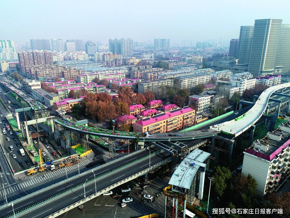 热火朝天 槐安路西二环互通一期工程桥梁力争年底具备通车条件