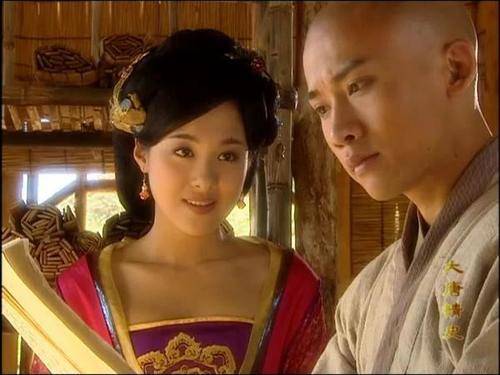 真正的爱新觉罗后代 04b6ac21e22a4a05a813d500d923fddd.jpeg