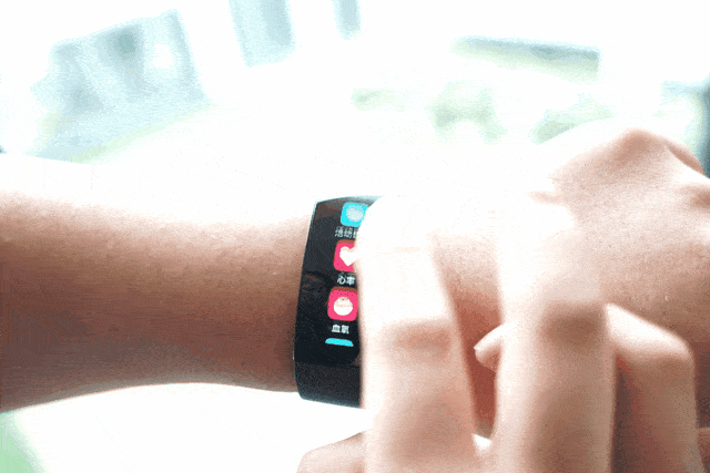 3d曲面屏的智能手表,华米amazfit x给你不一样的体验