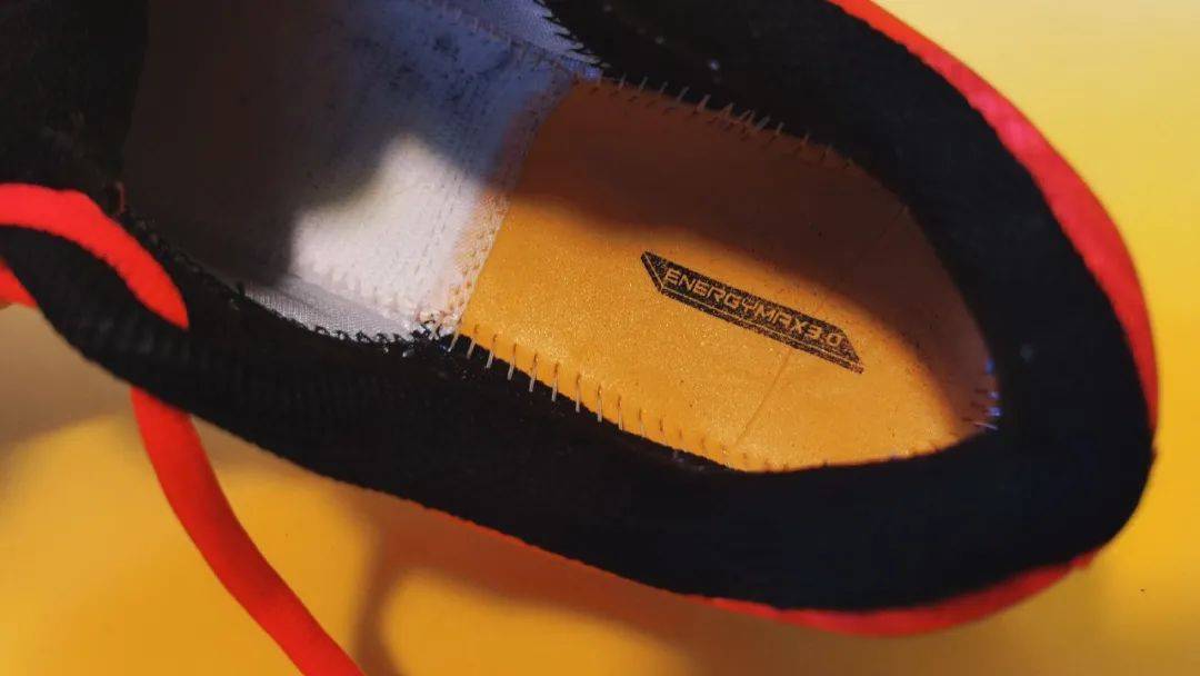 成语摩肩什么云_成语故事图片(2)