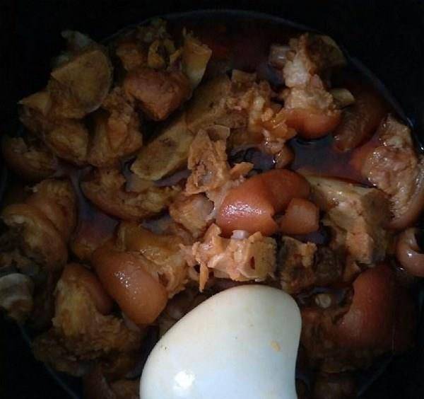 猪脚怎么煮软嫩 3bb3dce2557d4db69613f9b0bf015de7.jpeg