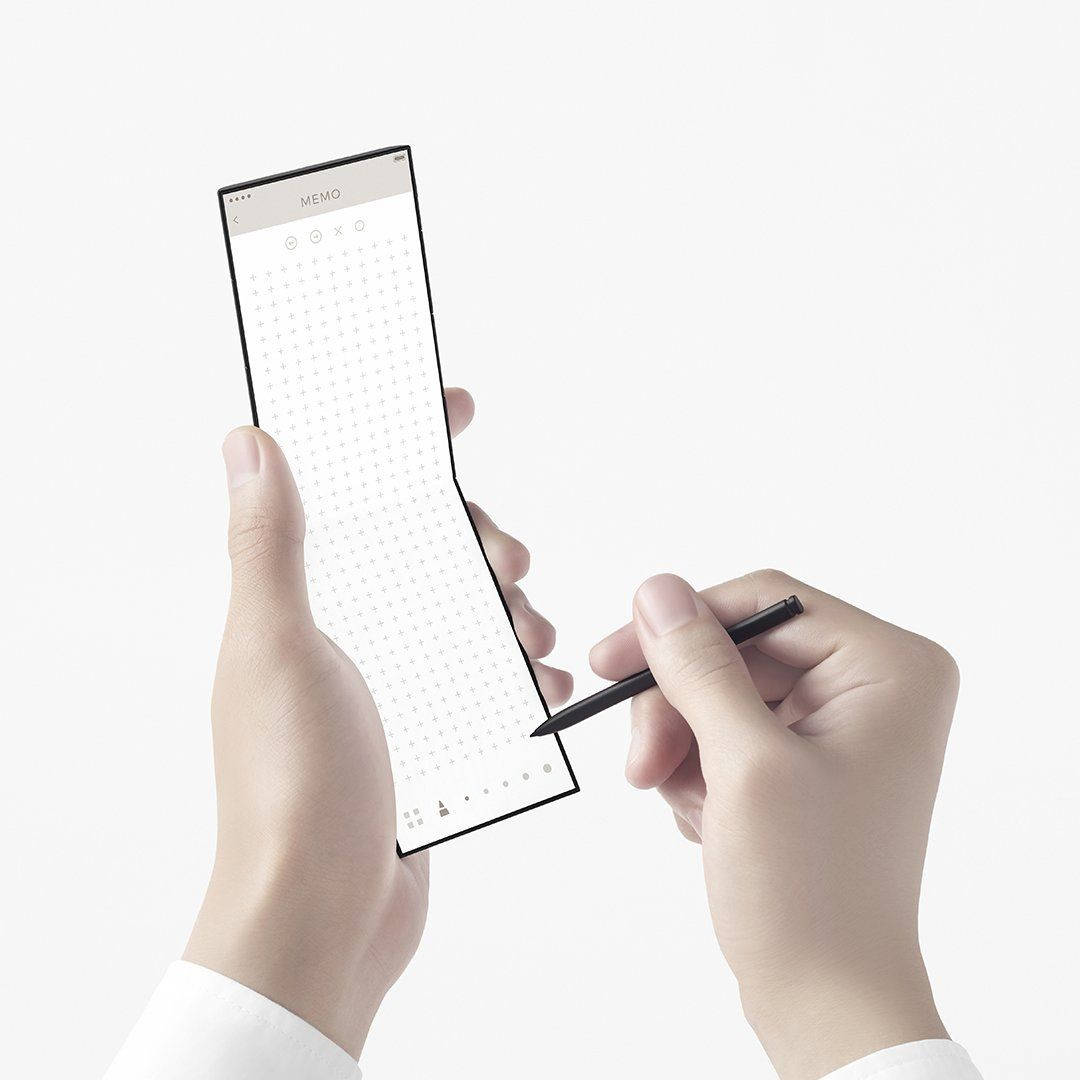 手机|极限花样，OPPO“三铰链折叠屏”概念手机发布
