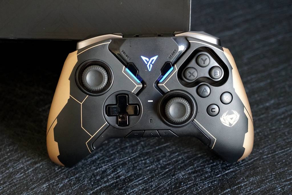 腾讯游戏 手柄 f3b85170fc834c4f90bdaccb44dfe92c.jpeg