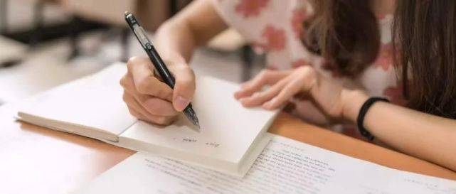 在家怎么自学考公 44273bf028ad4a6bad12b85db9976291.jpeg