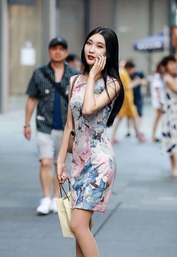 高跟鞋怎么搭配不显成熟 8d9bf9155d474dd1b4d185039c412f7e.jpeg