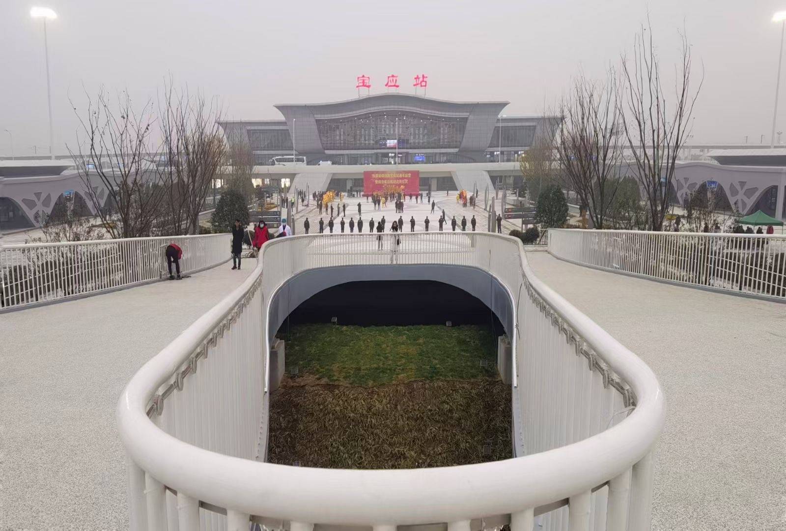 山海经行影业王楼:我为家乡高铁代言_宝应