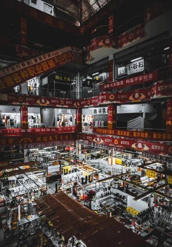 岳阳人口多少人口_岳阳职业技术学院(3)