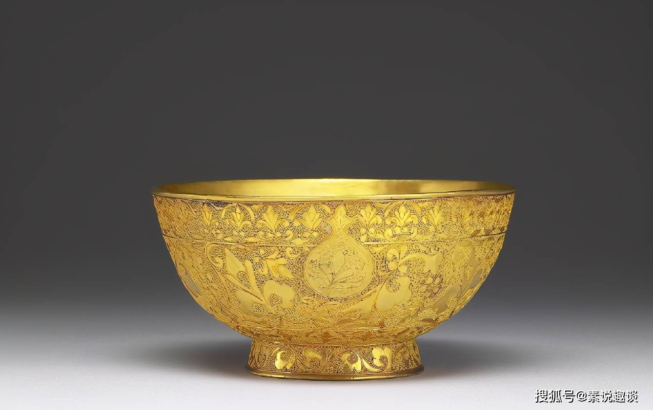 原创乾隆皇帝的御用金碗造型精致独特但缺少唐朝金碗的美感