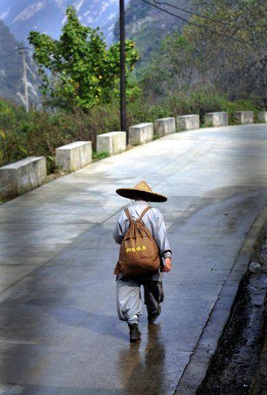 寻找传说中在终南山修行的道士,很多人才知道距离市区一小时车程的终