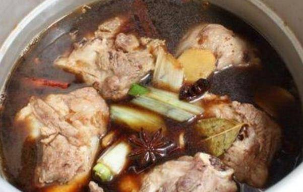 排骨哪个部位最多肉 439e9242a225461c8367f16438ac064e.jpeg