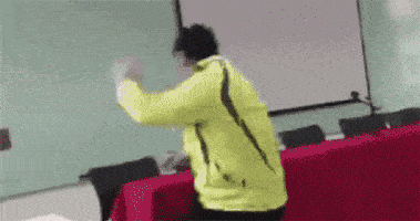 原创搞笑gif段子:网上风行了这么个,单身狗专用洗头神操作.