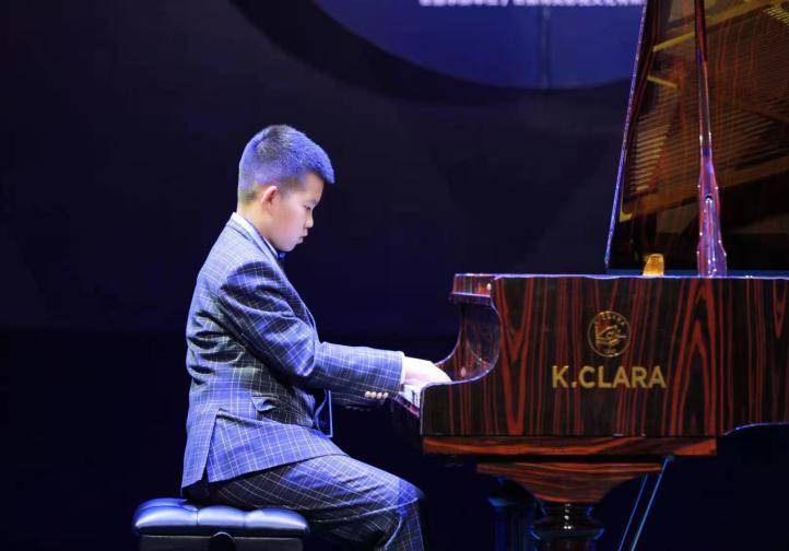 第29届肖邦国际少年儿童钢琴比赛甘肃赛区网络人气冠军—田佳禾