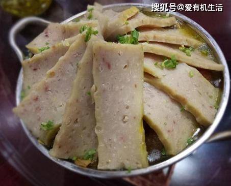 湖北麻城传统美食"麻城肉糕,口感柔软,你吃过吗?