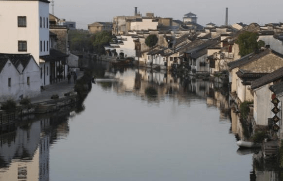 江苏这座“发达”的县级市，经济堪比中国三四线城市，不是昆山