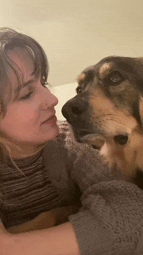 搞笑gif段子:姑娘,你怎么这么凶啊