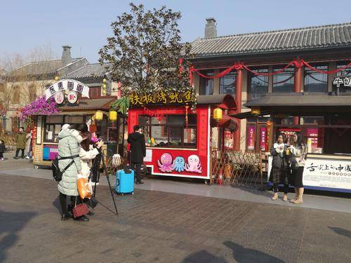 日照旅游小吃美食街东夷小镇怎么玩古风的小镇晚上漂亮