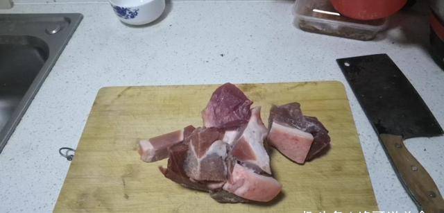 如何把肉剁成肉泥 e18f35aa959b475a8dbb7a160a79fd70.jpeg
