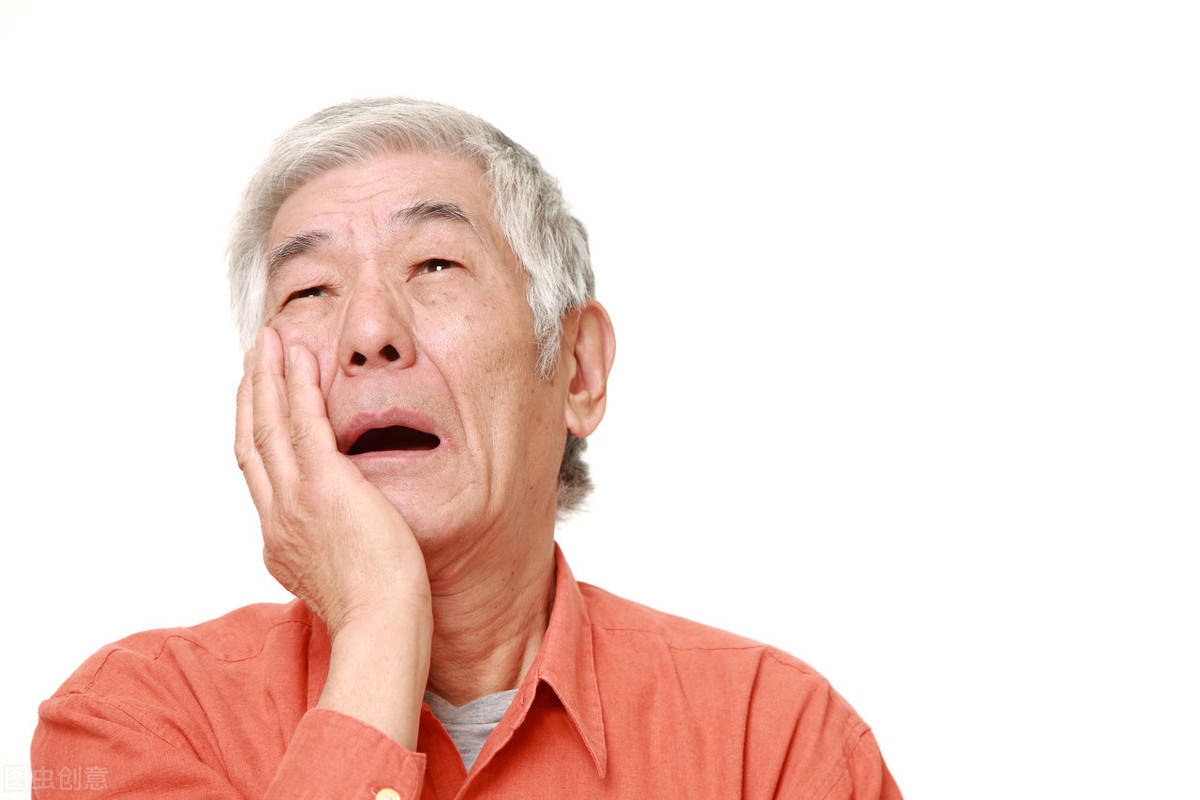 60岁以后的老人,为什么有的掉牙慢,有的掉牙快?