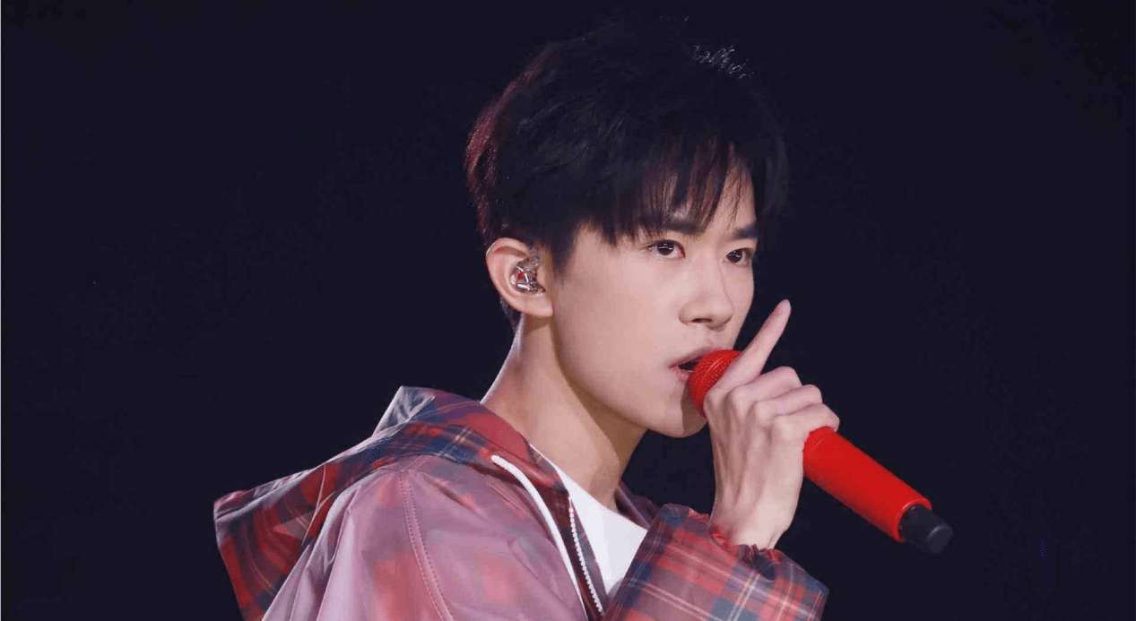 易烊千玺的电影角色名 acc73e602e8f4eddb81c1fce70898237.png