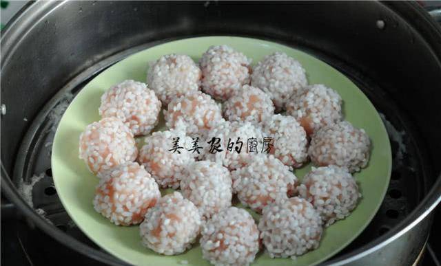 糯米丸子要放淀粉吗 ae2f2eaec55a4998b697c737d8f49409.jpeg