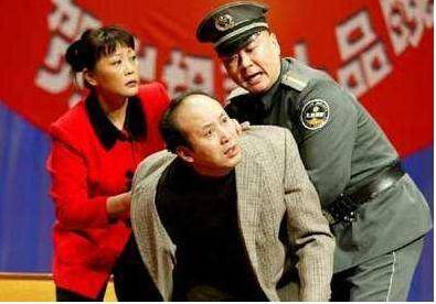 2004年戴志诚勾师叔侯耀文妻演员杨蕾因李金斗一句话放手