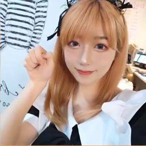 腐团儿女仆造型美艳,rita天真无邪,却不敌二次元的蔡