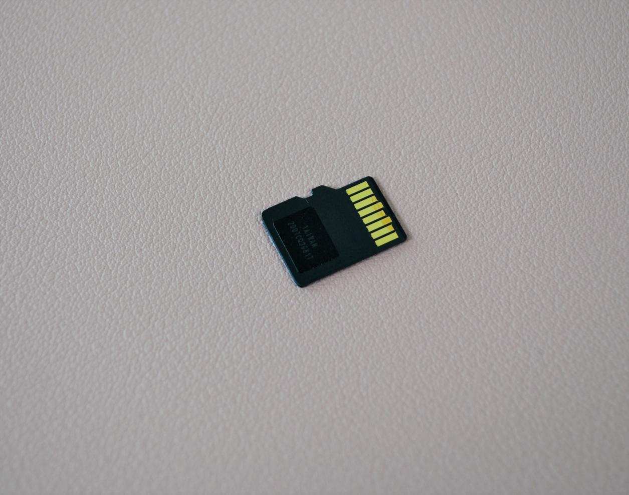microSD|铠侠microSD卡，内存不再捉襟见肘，娱乐办公更便捷