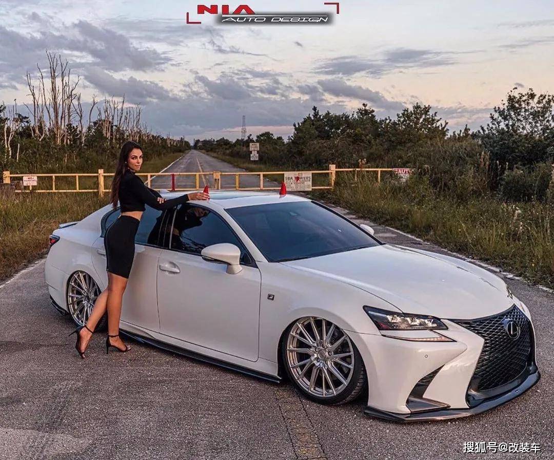 从g37改到雷克萨斯gs350,这位小姐姐为何如此钟情jdm?