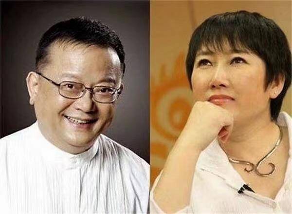 72岁王刚与小60岁幼子合影,一生结过三次婚,一家三口像爷孙三代