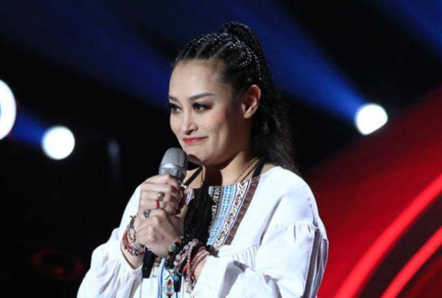 中国好声音最火的歌曲女歌手 32a270849d134a05a8ba1b22f884b4d2.jpeg